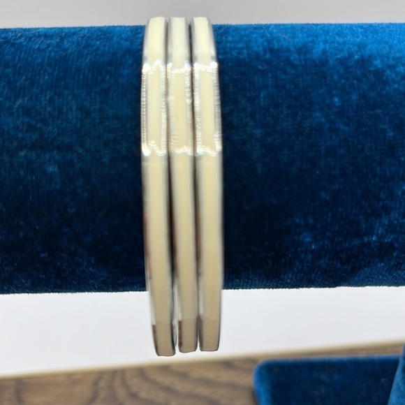 White and Silver Tone Bracelet 3 stackable. Silvertone and white Enamel Bangles - Picture 2 of 6